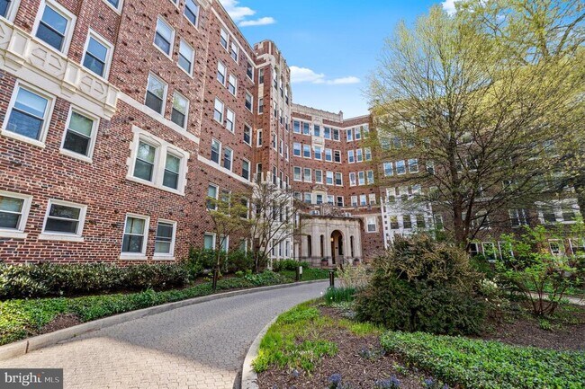 Building Photo - 4707 Connecticut Ave NW