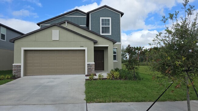 Building Photo - 17476 Happytrails St