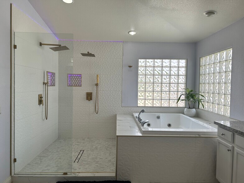 Building Photo - 2998 Clarity Ct