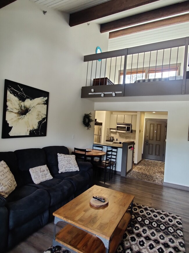 Living room - 18575 SW Century Dr