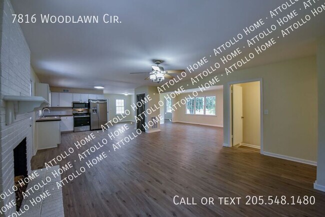 Building Photo - 7816 Woodlawn Cir