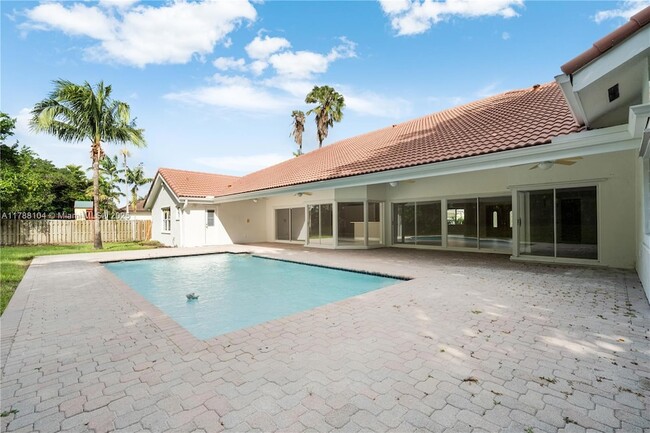 Building Photo - 9818 SW 111th Terrace