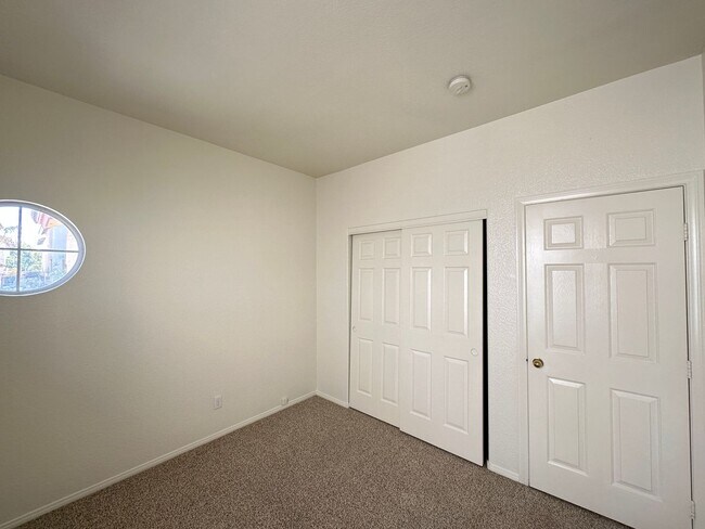 Building Photo - SANTA BARBARA AT SUMMERLIN