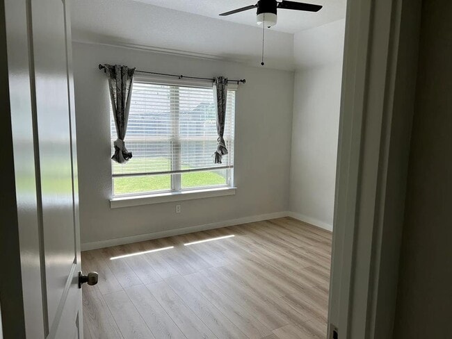 Building Photo - 13528 Fern Grove Ct