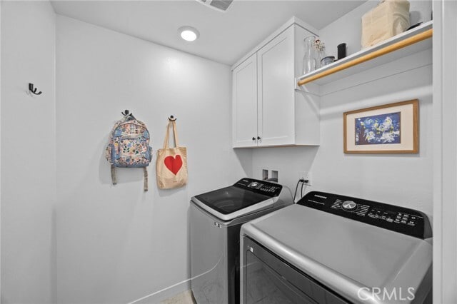 Building Photo - 323 Adela