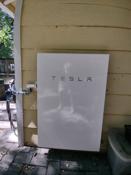 back up electricity - 12061 Pleasant Way
