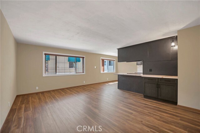 Building Photo - 2214 2nd St