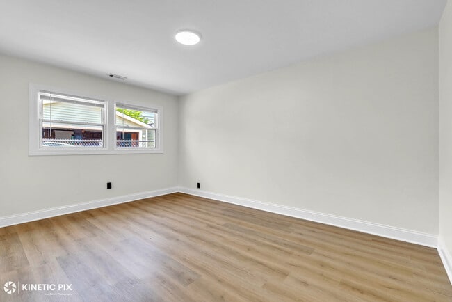 Building Photo - 11617 Kedzie Ave