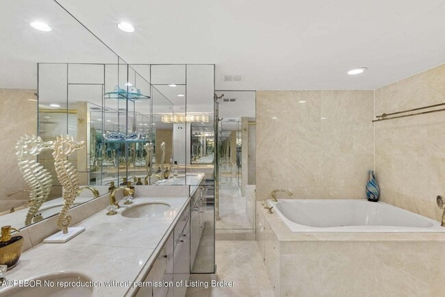 Building Photo - 3546 S Ocean Blvd