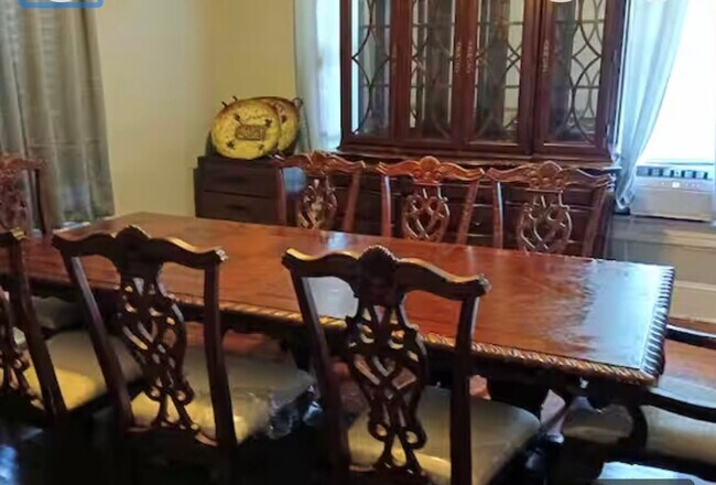 Building Photo - Charming 3BR House in Macon - Walk to Mercer Village and Tatnall Square Park!