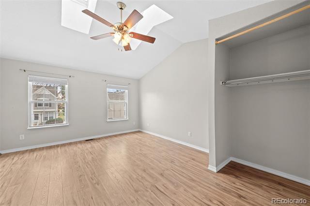 Building Photo - 10857 Summerset Way