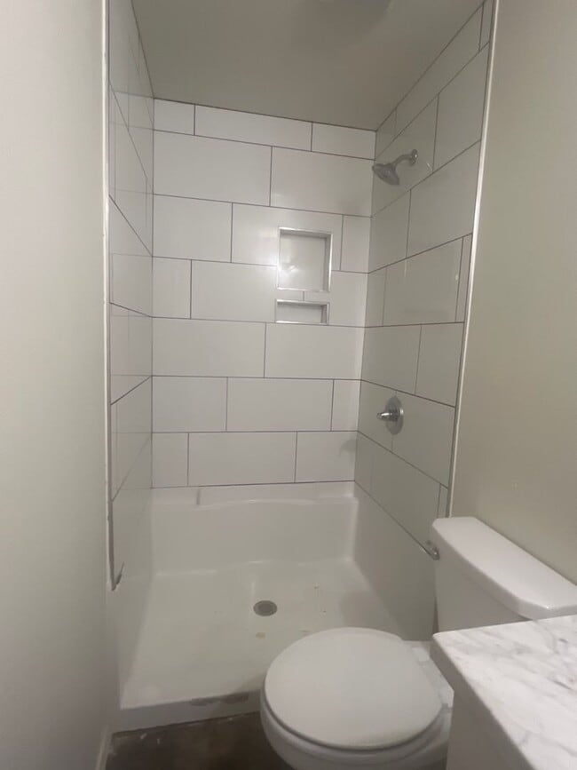 Building Photo - Sherwood Rental