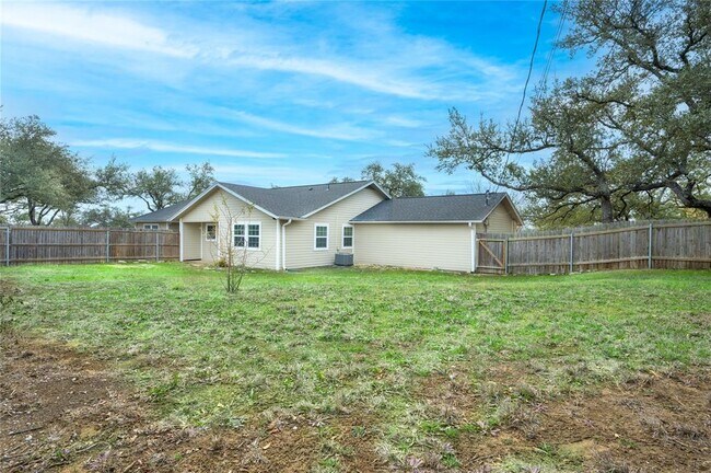 Building Photo - 15302 Cavalier Canyon Dr