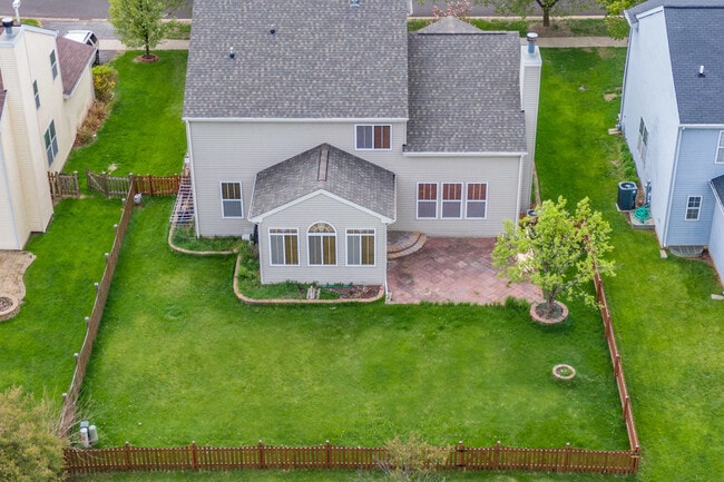 Building Photo - 2192 Fescue Dr
