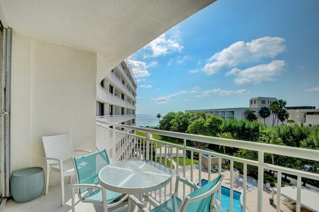 Building Photo - 2780 S Ocean Blvd