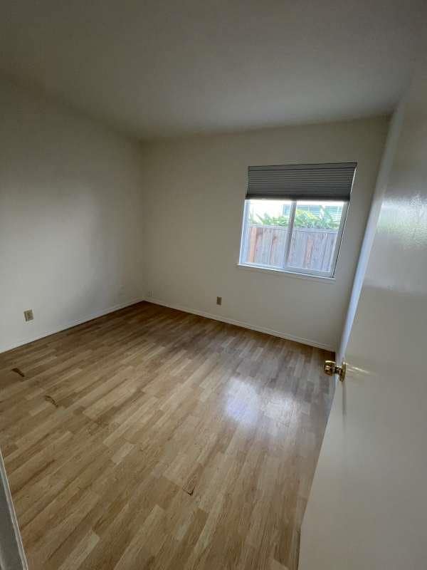 Building Photo - 425 Clauser Dr