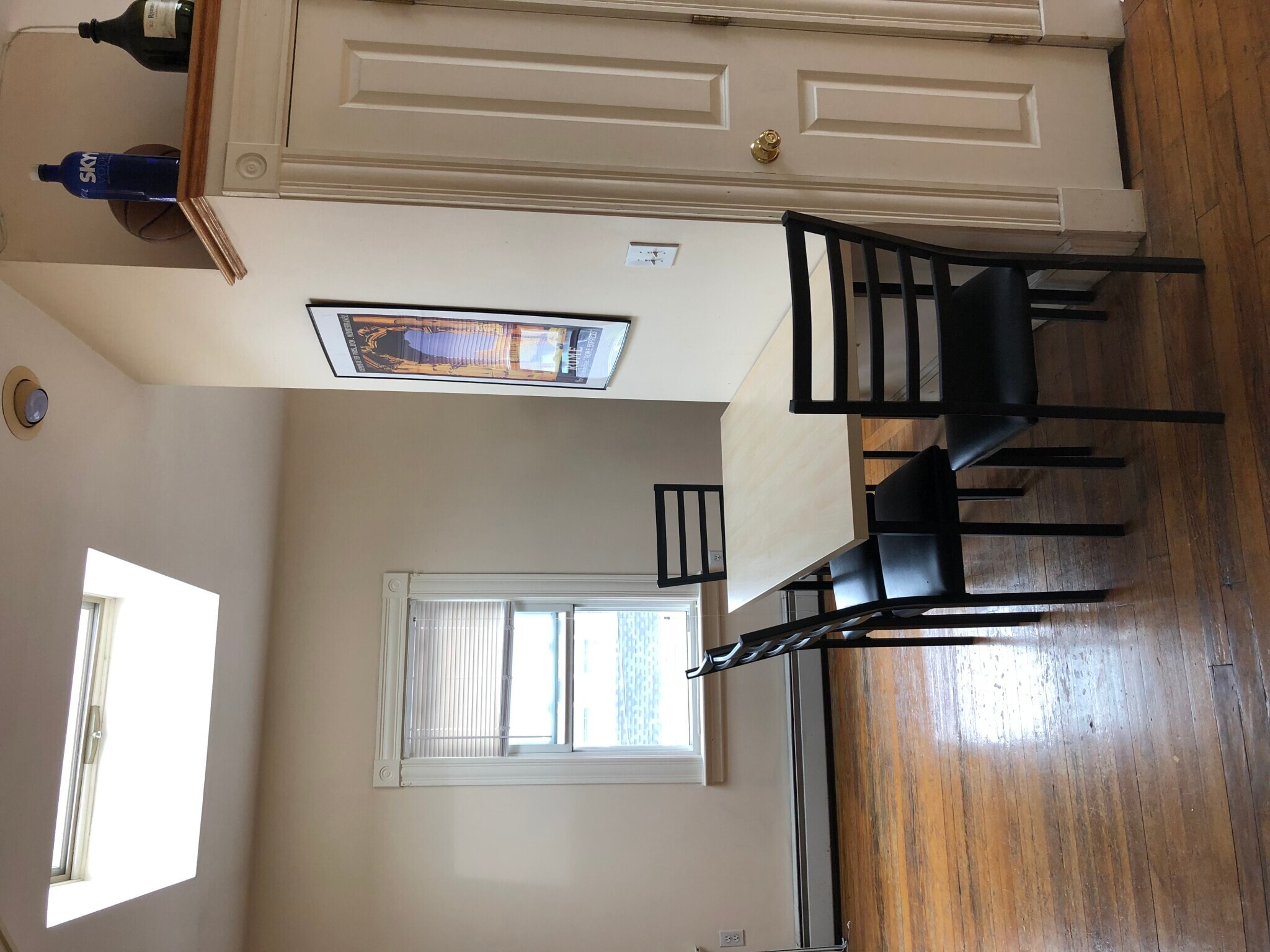 Building Photo - 72 Gore St