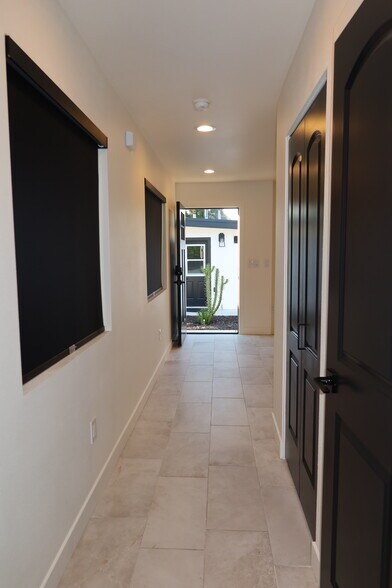 Building Photo - 1322 Campus Ave