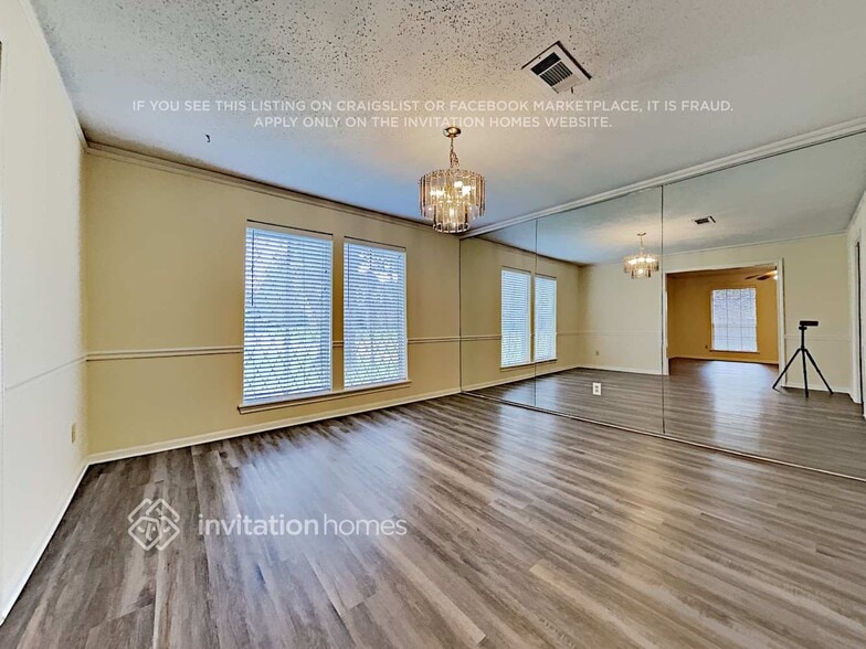 Building Photo - 5910 Theall Rd