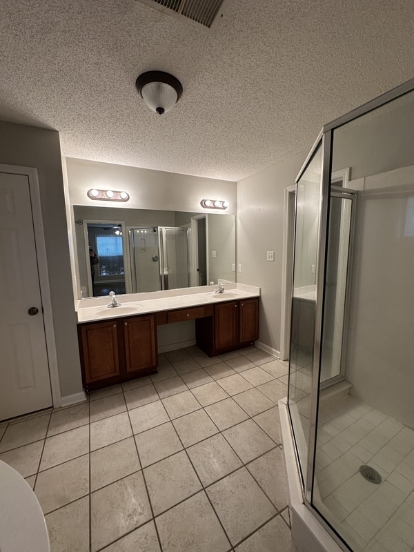 Building Photo - 2178 Berry Bush Ln