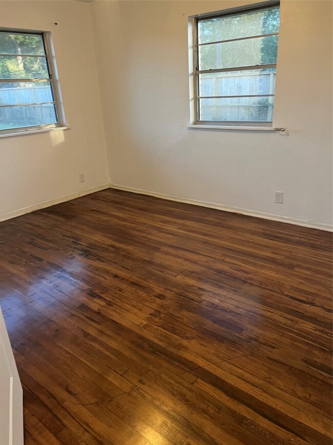 Building Photo - 721 S 3rd St