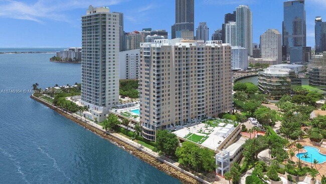 Building Photo - 770 Claughton Island Dr