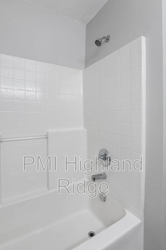 Building Photo - 1382 Rural Hill Rd