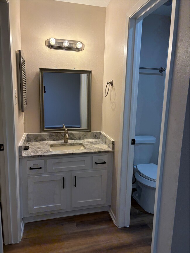 Building Photo - 14515 Wunderlich Dr