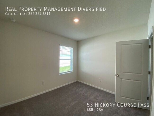 Building Photo - Lake Diamond North - Welcome Home