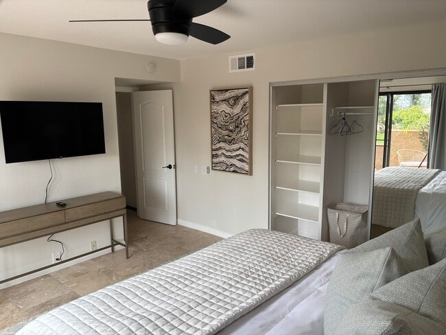 Building Photo - 73417 Foxtail Ln