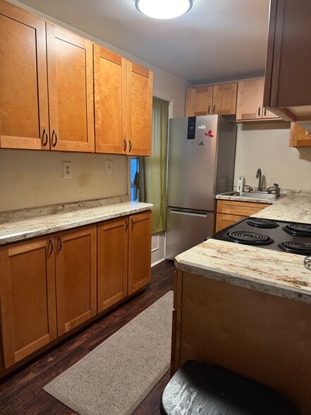 Kitchen - 219 Elm St