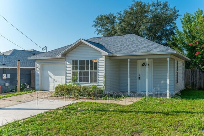 Building Photo - 440 Apple Dr