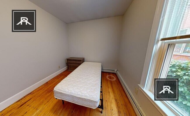 Building Photo - 3 bedroom in Somerville MA 02143