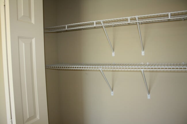 Building Photo - 1805 SW White Birch Cir