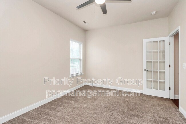 Building Photo - 141 Tall Fern Lp