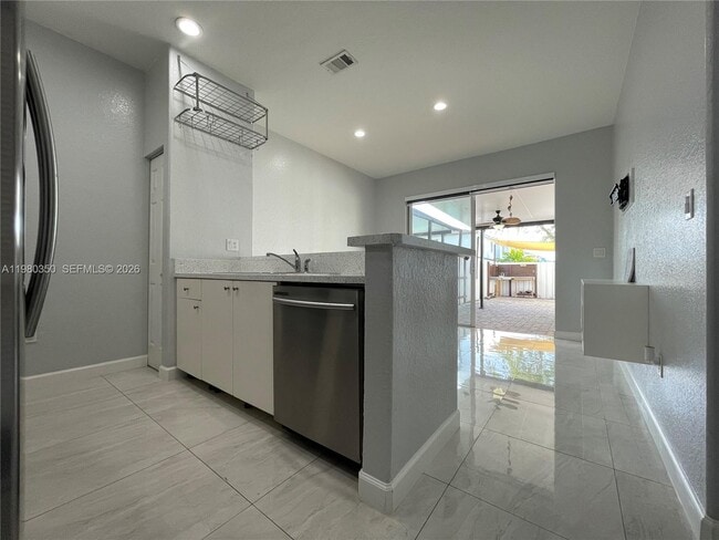 Building Photo - 10973 SW 236th Terrace