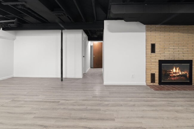 Building Photo - 2740 Judah Rd