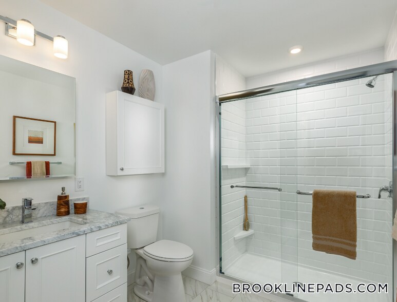 Building Photo - 101 Asheville Rd