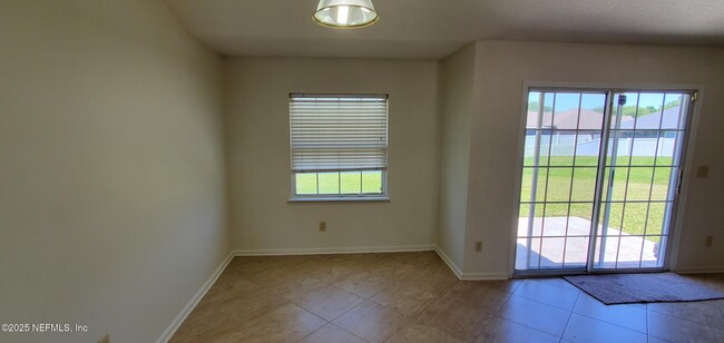 Building Photo - 2428 Cedar Trace Dr E