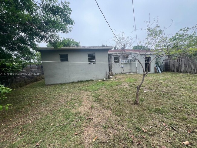 Building Photo - 10470 SW 172nd St
