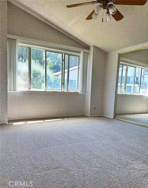 Building Photo - 1400 S Montezuma Way