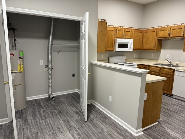 Building Photo - 241 McDaniel Ave