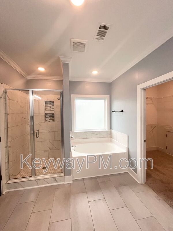 Building Photo - 2217 Laurens St