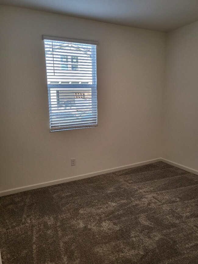 Building Photo - 4902 Bufflehead Ln