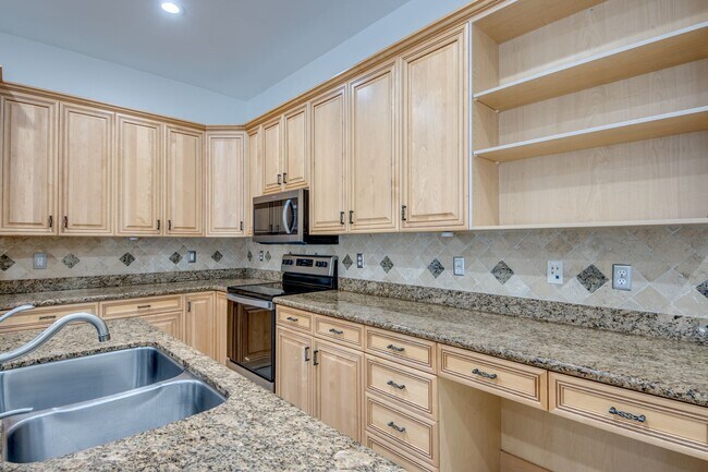 Building Photo - 14021 Bently Cir
