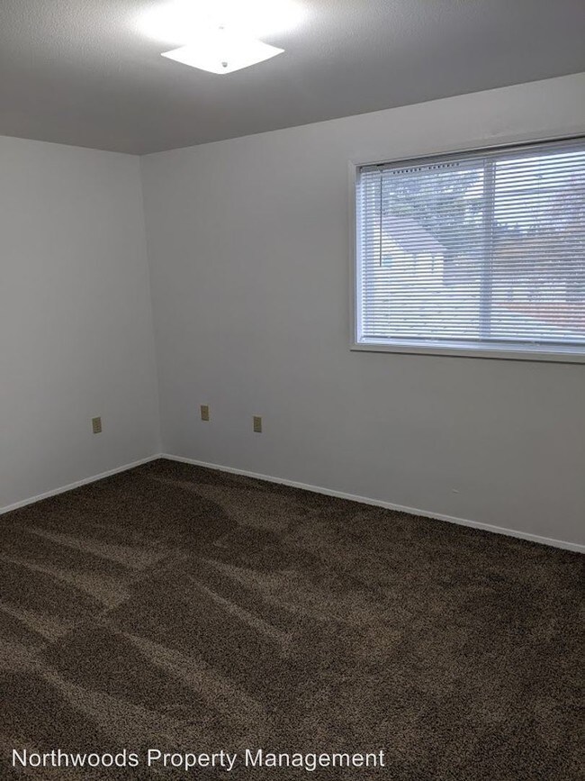 Building Photo - 4 br, 2 bath House - 1405 5th Street