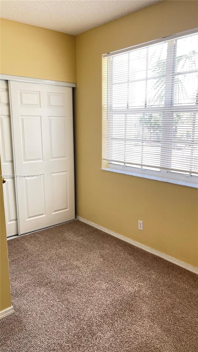 Building Photo - 8110 San Carlos Cir