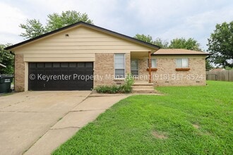 Building Photo - 11621 N 103rd E Ave