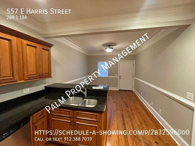 Building Photo - 557 E Harris St