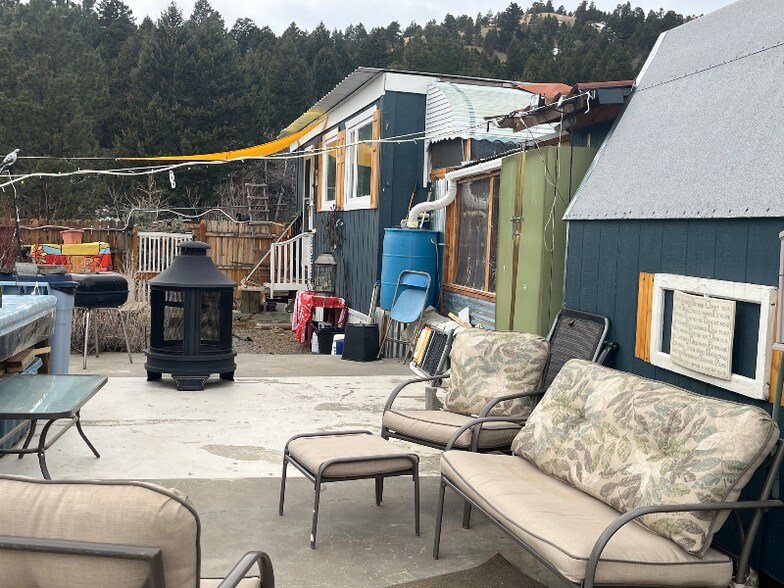 Building Photo - 9 A Barefoot springs Ln